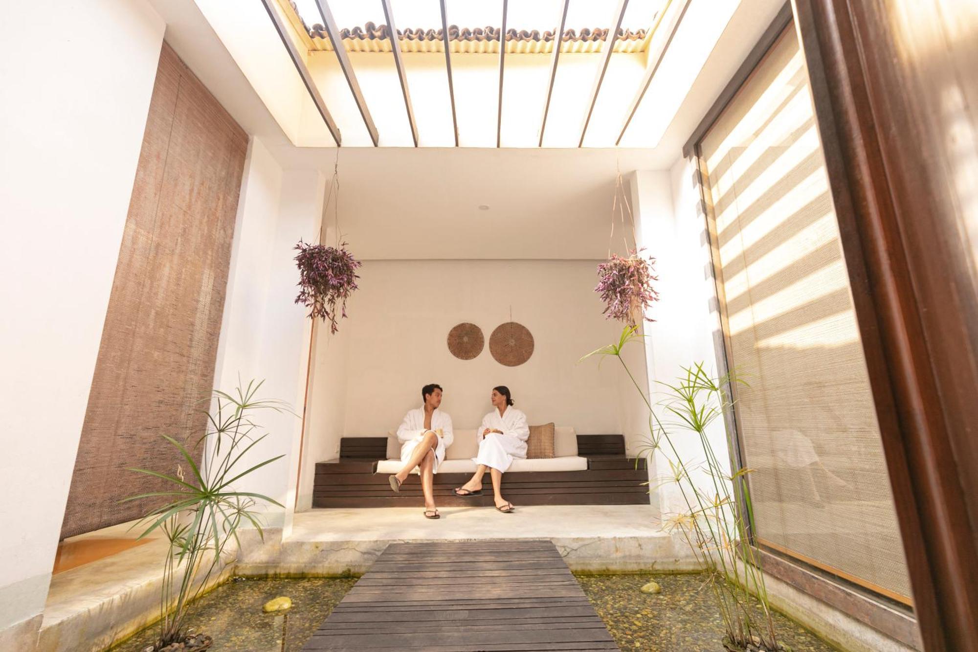 Kasara Chitwan Hotel Patlahara Ngoại thất bức ảnh
