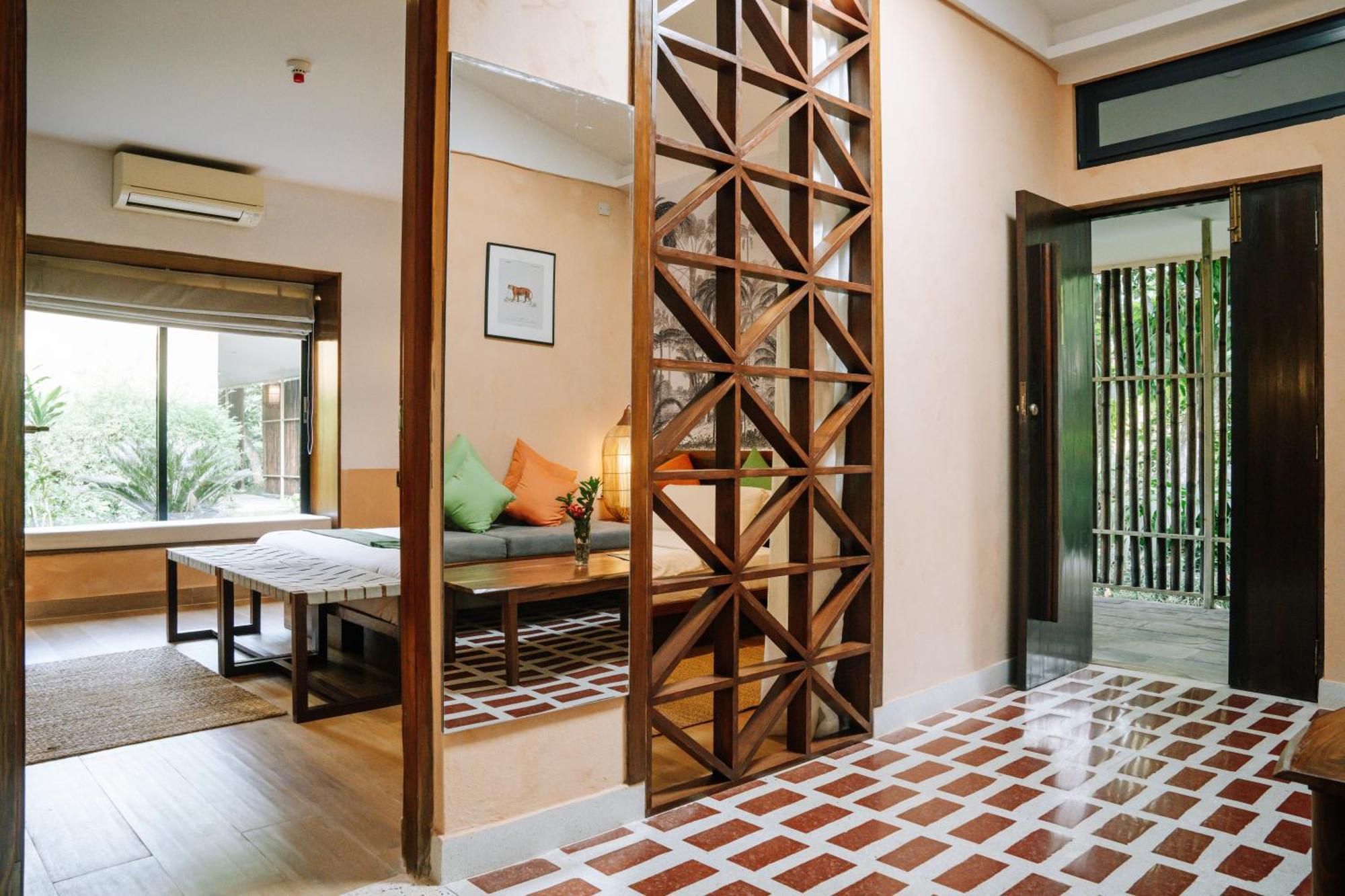 Kasara Chitwan Hotel Patlahara Ngoại thất bức ảnh